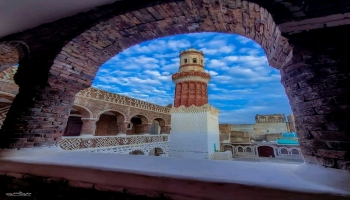صور من اليمن: المدرسة الشمسية التاريخية، محافظة ذمار غربي البلاد.