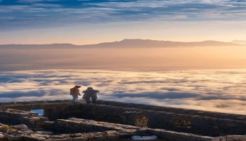 صور من اليمن: من أعلى قمة جبل صبر في مدينة تعز.