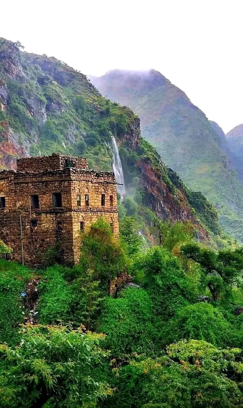 صور من اليمن: محمية عتمة، محافظة ذمار غربي البلاد.