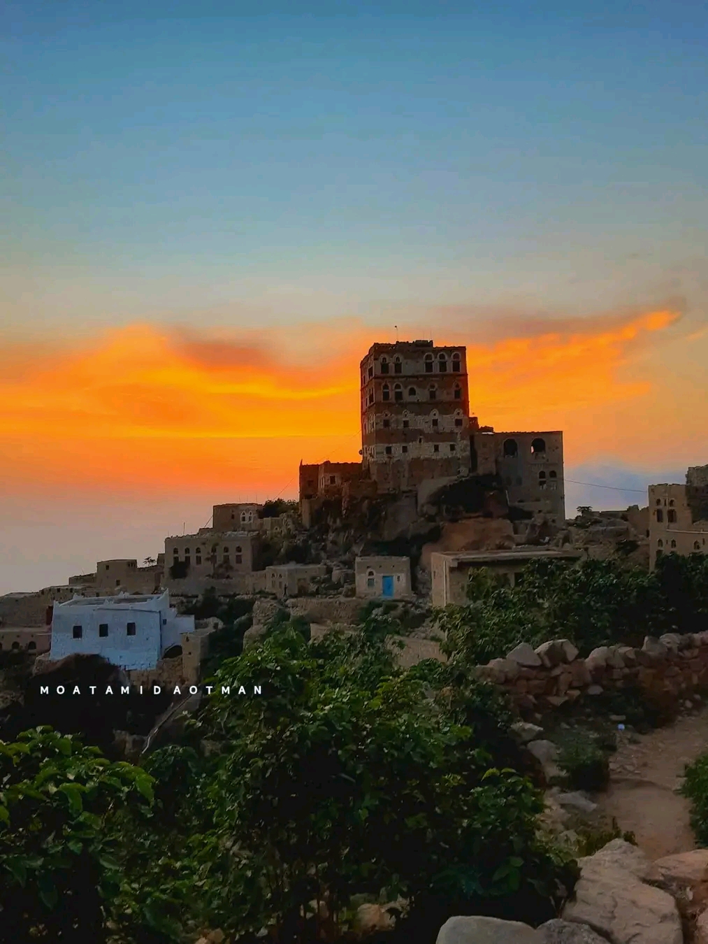 صور من اليمن: قرية المرخام، مديرية برع، محافظة الحديدة غربي البلاد.