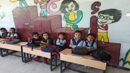 اليمن: التربوية إيناس الصالح تخوض معركة فكرية نادرة ضد مدارس جيل النهضة الأهلية