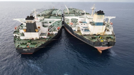 تقرير: واشنطن تضغط على ماليزيا لعرقلة تجاوز إيران العقوبات النفطية