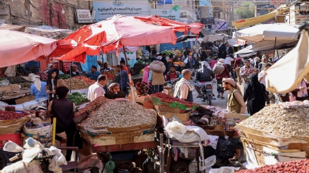 اليمن: 5.8 مليون شخص في مناطق سيطرة الحوثيين يعانون الحرمان الشديد من الغذاء