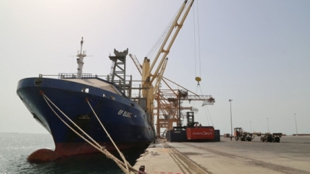 نيويورك: الكشف عن دخول 500 سفينة إلى موانئ الحوثيين دون تفتيش الآلية الأممية
