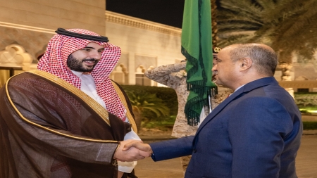 الرياض: السعودية تؤكد استمرار دعمها للحكومة اليمنية