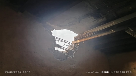 اليمن: قذيفة حوثية تدمر منزلاً في حي الجحملية بتعز