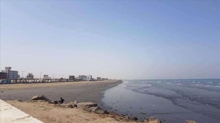 اليمن: وفاة 3 من أسرة واحدة غرقًا خلال نزهة بحرية على شاطئ عدن