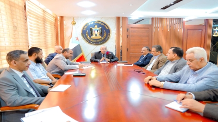 اليمن: الانتقالي الجنوبي يدعو لتحرك دولي عاجل لإنقاذ الخدمات والوضع المعيشي في عدن