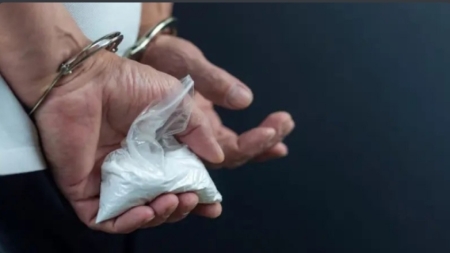 اليمن: ضبط ثلاثة مهربين بحوزتهم مواد مخدرة في لحج