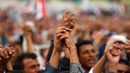 مركز أمريكي: إحلال السلام في اليمن يبدأ بإدراج حزب الإصلاح على القائمة السوداء