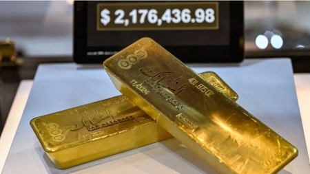 اقتصاد: الذهب مستقر ويتجه لتسجيل خسائر أسبوعية والبلاتين يسجل أعلى مستوى منذ 2014