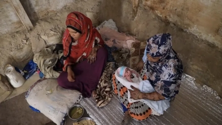 اليمن: كل يوم أخشى أن أفقد طفلي": معاناة الفتيات مع الإجهاض في مخيمات تعز