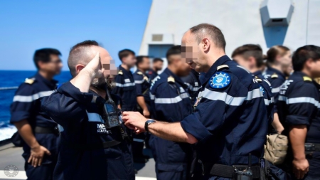 أثينا: فرقاطة فرنسية تغادر منطقة عمليات "أسبيدس" الأوروبية عقب انتهاء مهامها في حماية الملاحة
