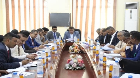 اليمن: النائب العام يرأس اجتماعاً بعدن لأجهزة مكافحة غسل الأموال وتمويل الإرهاب