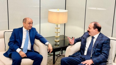عمّان: رئيس الوزراء اليمني يبحث تداعيات العقوبات الأمريكية على شركة كمران الخاضعة لسيطرة الحوثيين