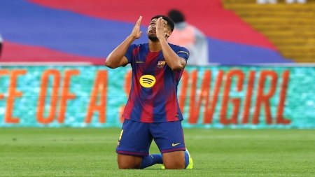 رياضة: برشلونة ينتزع الفوز 2-1 على جيرونا بفضل هدف أراوخو