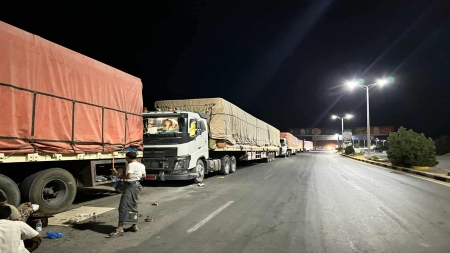 اليمن: سائقو الشاحنات في سيئون يوقفون حركتهم احتجاجاً على رسوم "غير قانونية"