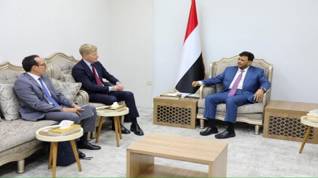 اليمن: عضو مجلس القيادة العليمي يبحث مع المبعوث الأممي مستجدات جهود السلام في اليمن