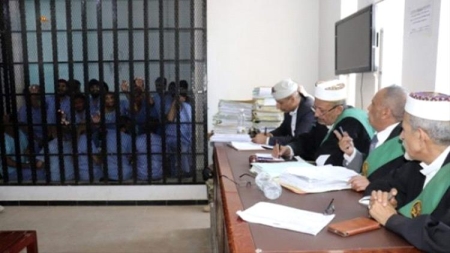 اليمن: نيابة الحوثيين تطالب بإعدام 21 متهماً بتهم تخابر وتجسس