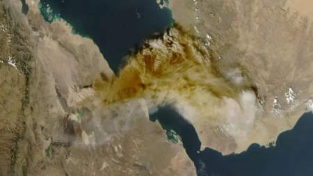 اطار: بركان إثيوبي خامد منذ العصر الجليدي ينفجر ويرسل رماده إلى اليمن وعُمان، ماذا نعرف عن الأخدود الأفريقي العظيم