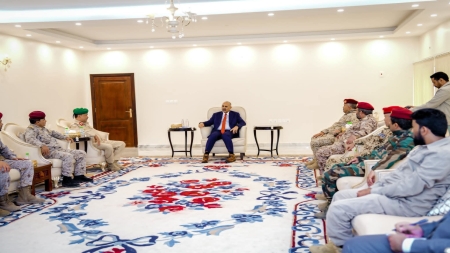 اليمن: الزبيدي يؤكد أن الوجهة نحو صنعاء ويحمل قيادة الشرعية مسؤولية تعثر معركة الشمال