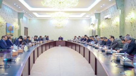 اليمن: المجلس الانتقالي الجنوبي يعقد اجتماعًا في قصر معاشيق لمناقشة الإصلاح الاقتصادي