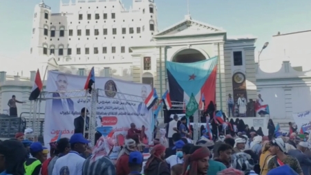 الرياض: السعودية تقول ان تحركات الانتقالي الاخيرة تمت بشكل أحادي دون موافقة مجلس القيادة والتحالف العسكري