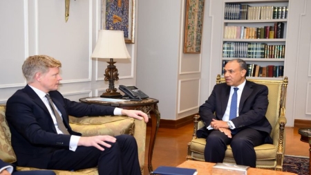 القاهرة: غروندبرغ يبحث مع وزير الخارجية المصري تطورات اليمن ويؤكد أن الحل السياسي الشامل هو السبيل الوحيد للتسوية