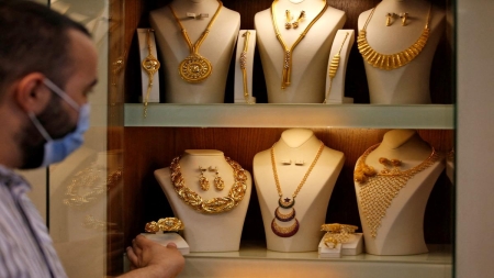 اقتصاد: تراجع الذهب والفضة بفعل جني الأرباح وارتفاع الدولار