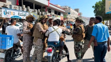 اليمن: سلطات حضرموت تطلق حملة لمنع حمل السلاح في الأماكن العامة