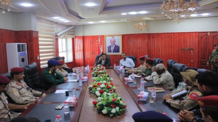 اليمن: لجنة أمنية في المهرة تمنح حائزي السلاح مهلة 10 أيام للتسليم