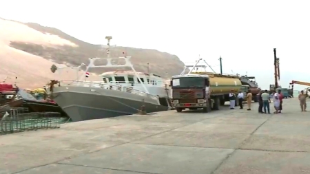 اليمن: وصول الدفعة الأولى من منحة المشتقات النفطية السعودية إلى جزيرة سقطرى