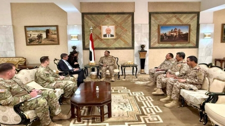 اليمن: بن عزيز يناقش توحيد الجيش والأمن واستقرار عدن مع سفيري أمريكا وبريطانيا