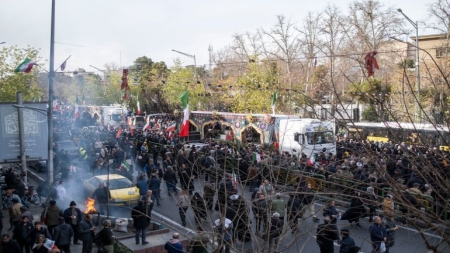 واشنطن: المعارضة الإيرانية تقول إن طهران استعانت بميليشيات بينها حوثيون لقمع الاحتجاجات