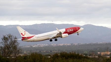 اقتصاد: تراجع أسهم قطاع السفر مع تعطل الرحلات الجوية بسبب الصراع الأميركي الإيراني