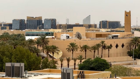 واشنطن: أمريكا تغلق سفارتين وتقلص تواجدها الرسمي والشعبي في عدة دول أخرى بالمنطقة