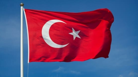 انقرة: دفاعات الناتو دمرت صاروخاً أطلق من إيران نحو تركيا