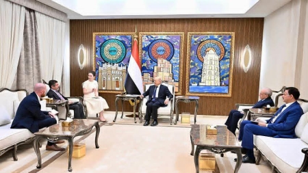 اليمن: الرئيس اليمني يدعو لضغوط 
