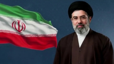 طهران: المرشد الإيراني مجتبى خامنئي "إذا استمر الوضع ستُفعل جبهات لا خبرة للعدو فيها"