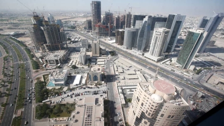 الدوحة: قطر تخلي مناطق من العاصمة تضم مقرات حكومية وفروع جامعات أمريكية