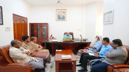 اليمن: "الرئاسي" يؤكد الالتزام بملف المخفيين قسرياً ويدعو لجبر ضرر ضحايا السجون بحضرموت