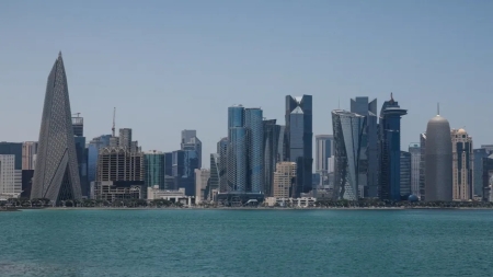 الدوحة: إصابة ناقلة نفط بهجوم إيراني في المياه الإقليمية القطرية