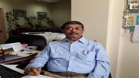 مسقط: سلطنة عُمان تمنح جنسيتها لعالم جيولوجيا يمني بارز تقديراً لإسهاماته