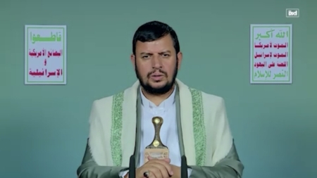 اليمن: زعيم الحوثيين يتوعد بالتصعيد ويهاجم دولًا خليجية ويجدد الدفاع عن إيران