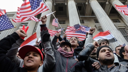 واشنطن: أعضاء في الكونغرس الأمريكي يطالبون بتمديد الحماية المؤقتة لليمنيين