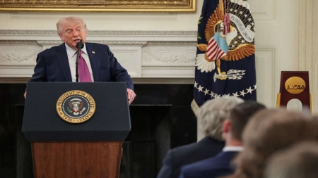 واشنطن: البيت الأبيض يقول إن الولايات المتحدة مستعدة لعمل عسكري حاسم ضد الحوثيين وتتعهد بمواصلة تصنيف فروع الإخوان كمنظمات إرهابية