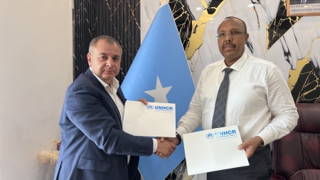 اليمن: توقيع مذكرة تفاهم لمساعدة اللاجئين الصوماليين الراغبين بالعودة إلى بلادهم