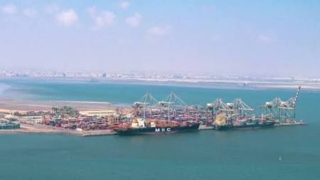 اليمن: تراجع واردات الوقود والغذاء إلى الموانئ الحكومية بنسبة 28% في الثلث الأول هذا العام