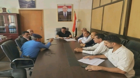 اليمن: تعز تقر إجراءات لتنظيم الأسواق ومنع تأجير الأرصفة والشوارع العامة
