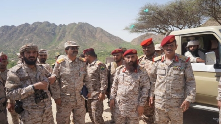 اليمن: لجنة عسكرية تشرف على ترتيبات الاستلام والتسليم بمحور طور الباحة
